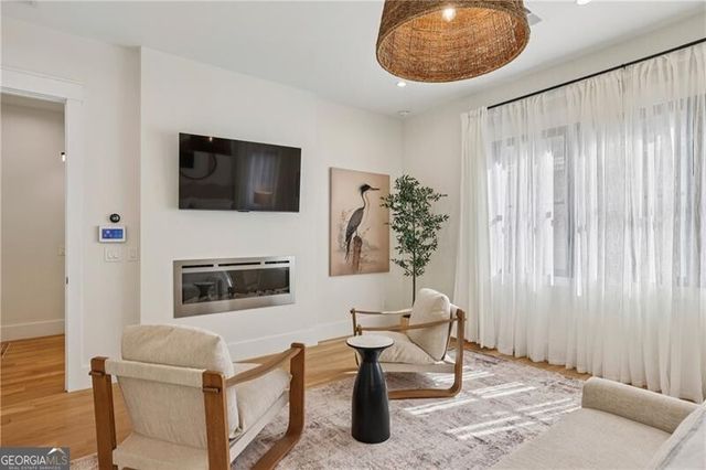 320 Eppington Drive NW, Atlanta, GA 30327