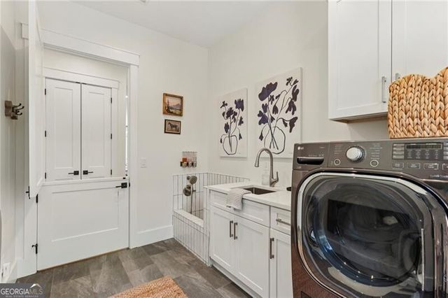 320 Eppington Drive NW, Atlanta, GA 30327