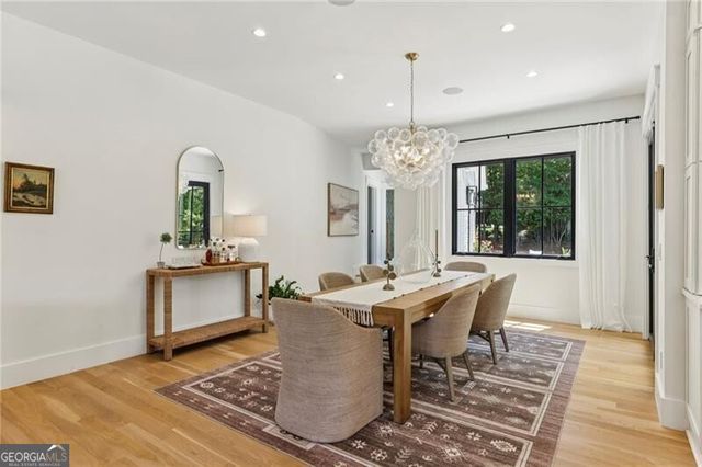320 Eppington Drive NW, Atlanta, GA 30327
