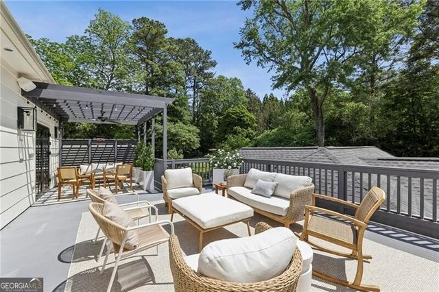 320 Eppington Drive NW, Atlanta, GA 30327