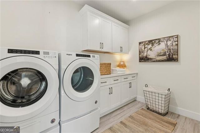 320 Eppington Drive NW, Atlanta, GA 30327
