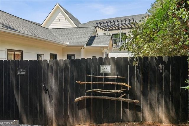 320 Eppington Drive NW, Atlanta, GA 30327