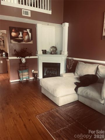 3024 Mayer House Court, Charlotte, NC 28214