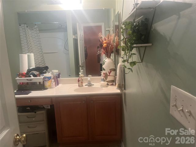 3024 Mayer House Court, Charlotte, NC 28214
