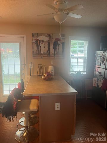 3024 Mayer House Court, Charlotte, NC 28214