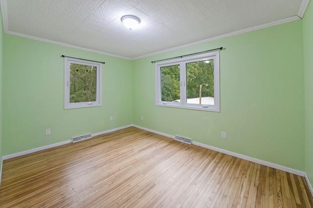 9045 Inver Grove Trail, Inver Grove Heights, MN 55076