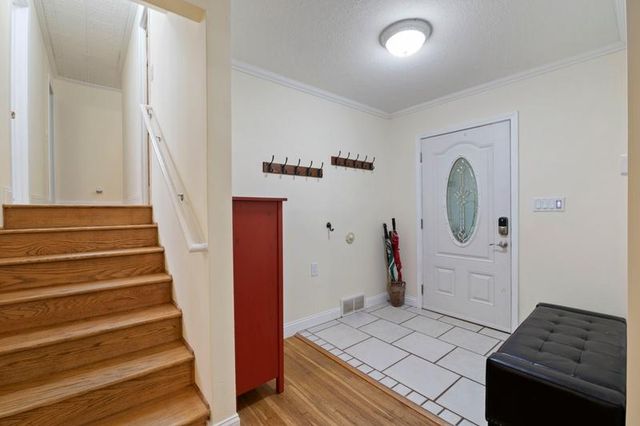 9045 Inver Grove Trail, Inver Grove Heights, MN 55076