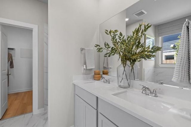 6131 Wildflower Fields Court, Richmond, TX 77469