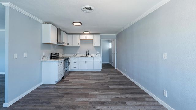 786 Molokai Avenue, Thermal, CA 92274