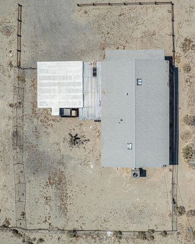 786 Molokai Avenue, Thermal, CA 92274