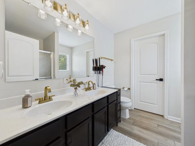 221 Dowler Drive, South Bloomfield, OH 43103