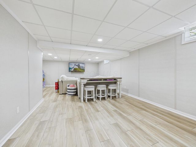 221 Dowler Drive, South Bloomfield, OH 43103
