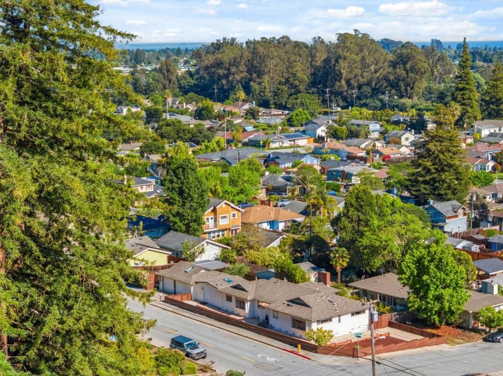 Image 1 of property listing at 304 Prospect, Santa Cruz, CA 95065