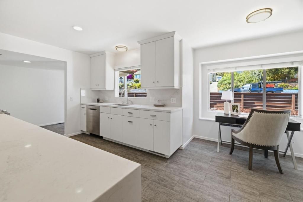 Image 7 of property listing at 304 Prospect, Santa Cruz, CA 95065