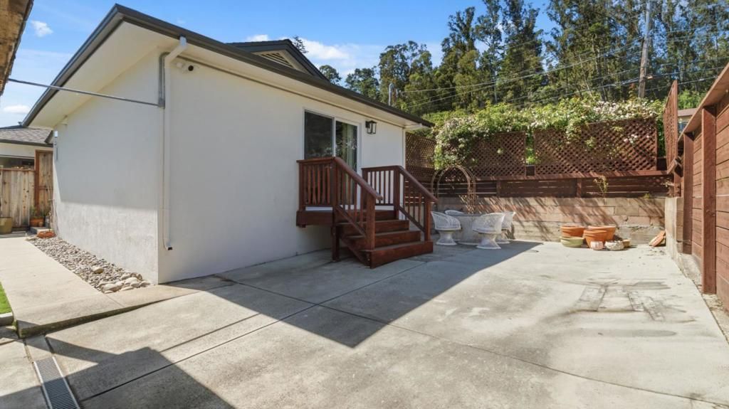 Image 75 of property listing at 304 Prospect, Santa Cruz, CA 95065
