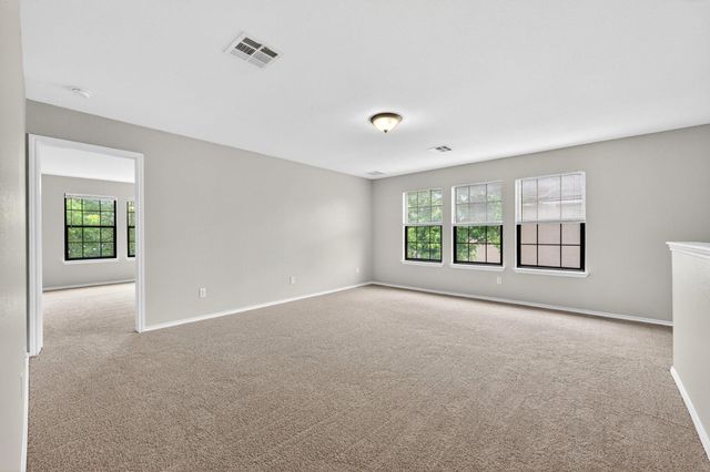 204 Lauren LOOP, Leander, TX 78641