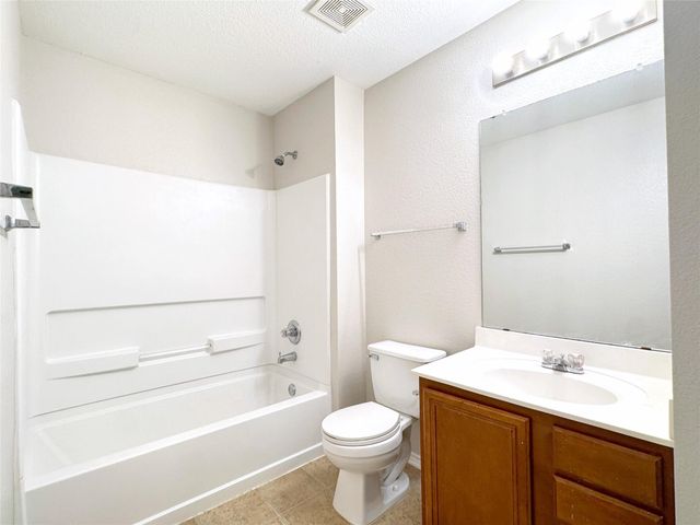 204 Lauren LOOP, Leander, TX 78641