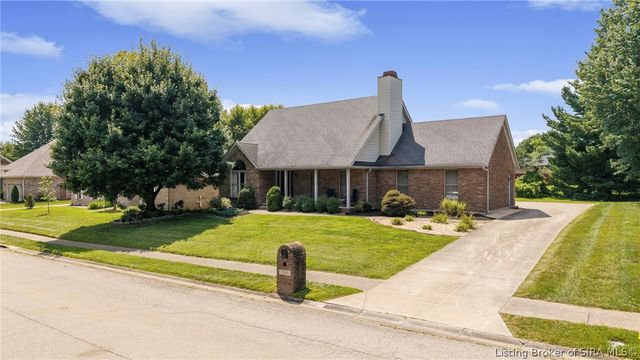 2415 Lakewood Boulevard, Jeffersonville, IN 47130