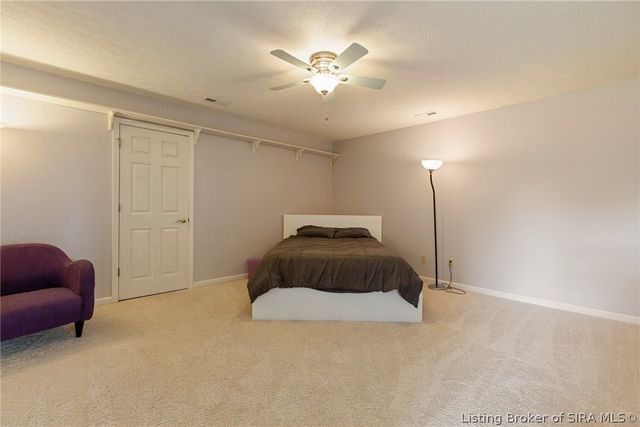 2415 Lakewood Boulevard, Jeffersonville, IN 47130