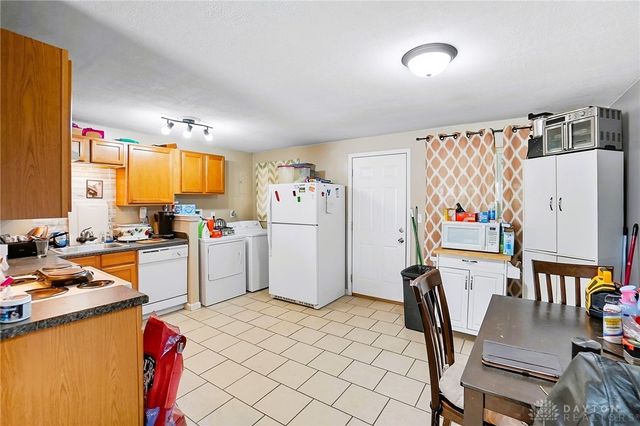 5926 Chambersburg Road, Dayton, OH 45424