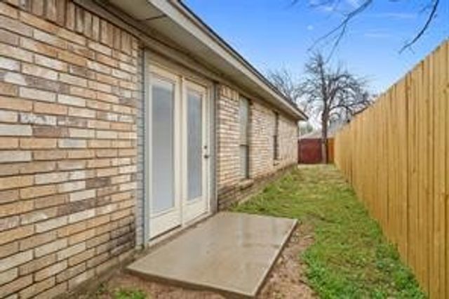 2740 Countryside Lane, Fort Worth, TX 76133