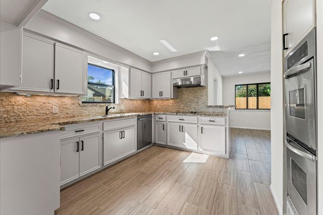 5634 Jason Street, Houston, TX 77096