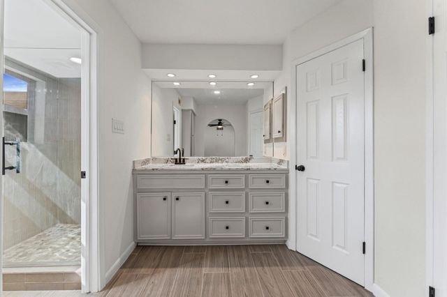 5634 Jason Street, Houston, TX 77096