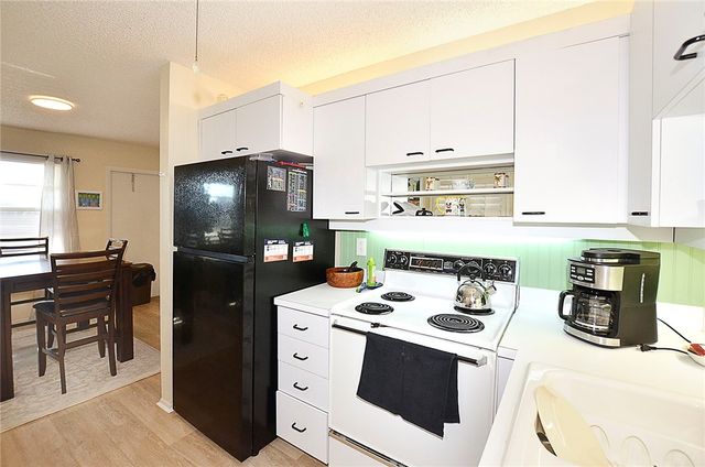 56 Woodland Drive 205, Vero Beach, FL 32962