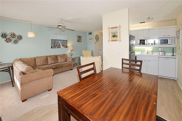 56 Woodland Drive 205, Vero Beach, FL 32962