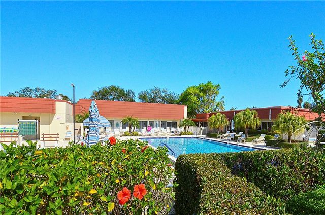 56 Woodland Drive 205, Vero Beach, FL 32962