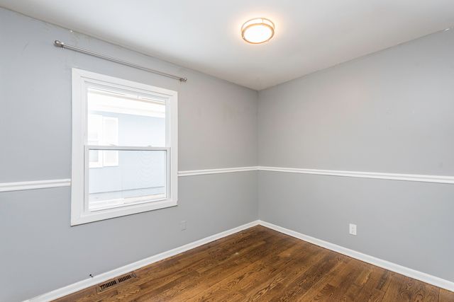 19451 W Hoag Court, Mundelein, IL 60060