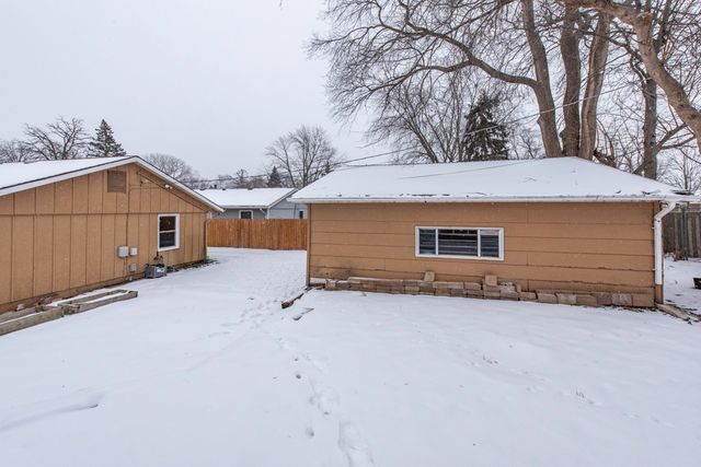 19451 W Hoag Court, Mundelein, IL 60060