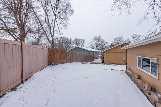 19451 W Hoag Court, Mundelein, IL 60060