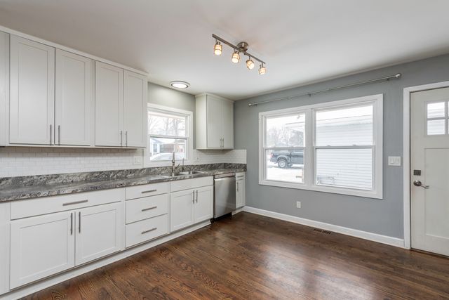 19451 W Hoag Court, Mundelein, IL 60060