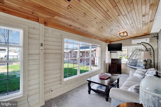 6 CULPEPPER RD, Shrewsbury, PA 17361