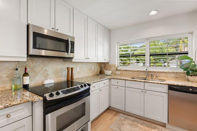 934 BOARDMAN STREET, Orlando, FL 32804