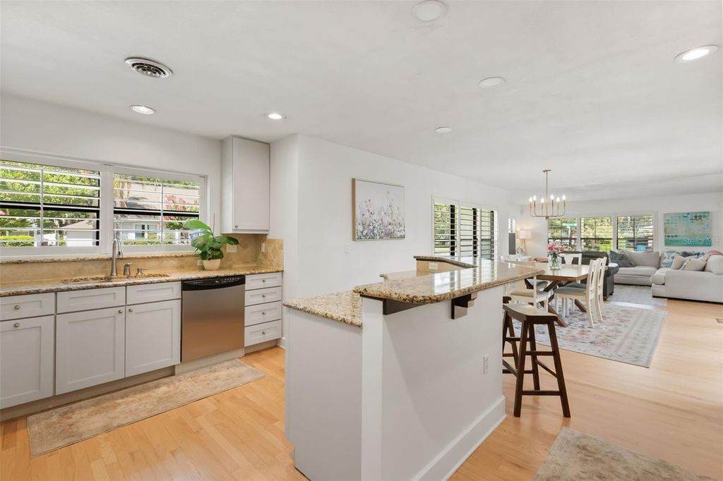 Image 16 of property listing at 934 BOARDMAN STREET, Orlando, FL 32804