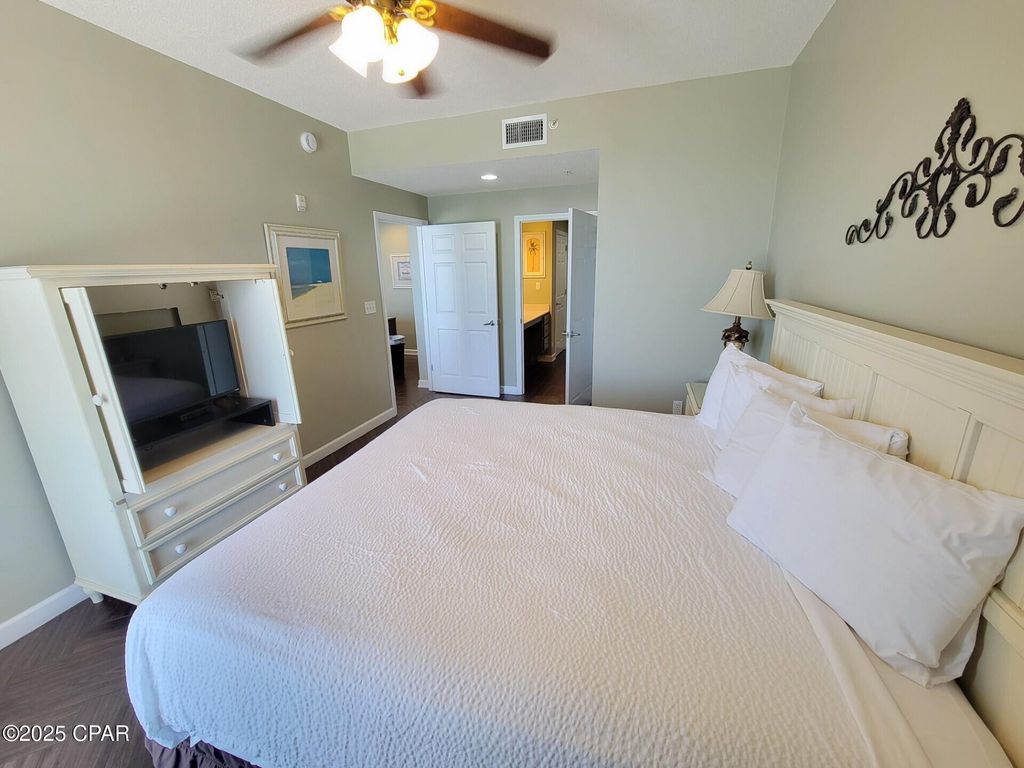 Image 6 of property listing at 12011 Front Beach Road 405B, Panama City Beach, FL 32407