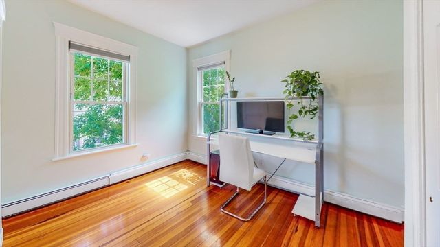 33 Main St 2, Somerville, MA 02145