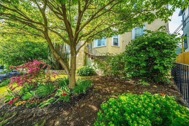 33 Main St 2, Somerville, MA 02145