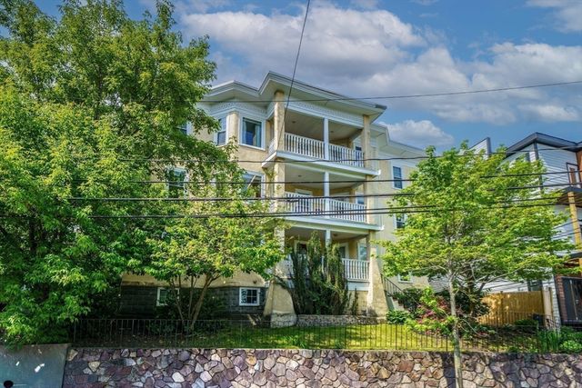 33 Main St 2, Somerville, MA 02145