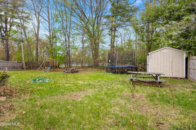 10 Leto Road, Guilderland, NY 12203