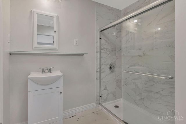 10167 Wayne Avenue, Woodlawn, OH 45215