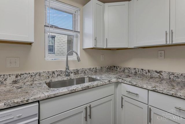 10167 Wayne Avenue, Woodlawn, OH 45215