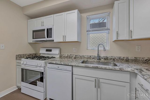 10167 Wayne Avenue, Woodlawn, OH 45215