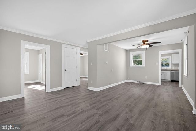 6810 PICKETT DR, Suitland, MD 20746