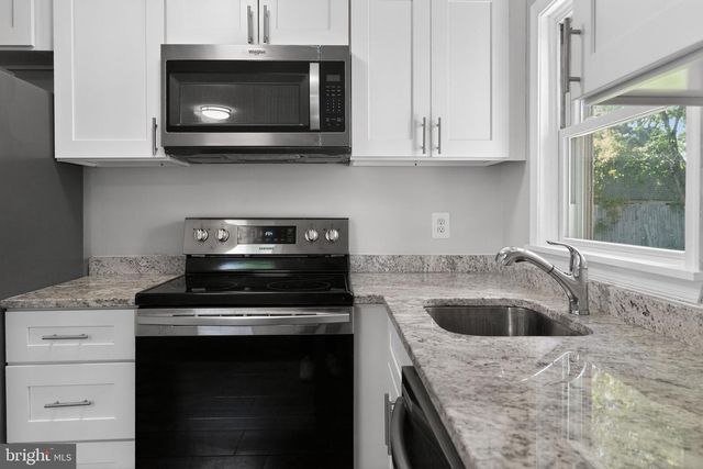 6810 PICKETT DR, Suitland, MD 20746