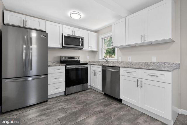 6810 PICKETT DR, Suitland, MD 20746