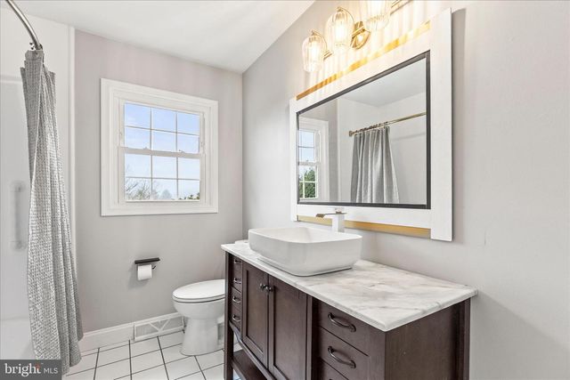 21 INDEPENDENCE DR, New Freedom, PA 17349