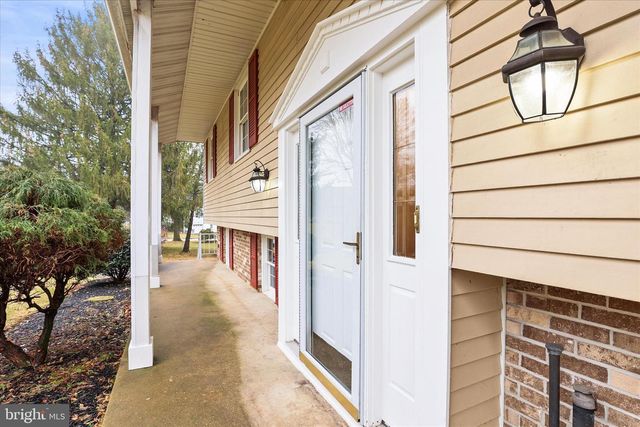 21 INDEPENDENCE DR, New Freedom, PA 17349